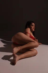 helen_diazz Public Pic 3
