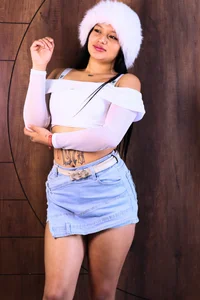 Rose_Bose Public Pic 3
