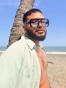 AlanDaviss Sexy in the beach  2. fénykép