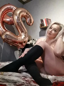 Public de LilithsTongue_  5 Imagens