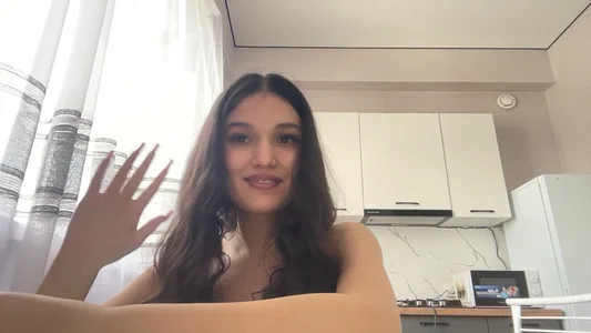 LisetteParajon Say hello to me👋 Pic