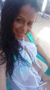 Catherine_mature45 Beach and sea Poză 3