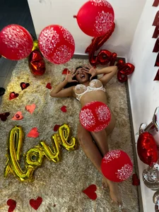 Madyson_Hot SEXY SAN VALENTÍN Pic 5