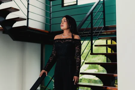 hannah_gray Work day Pic 6