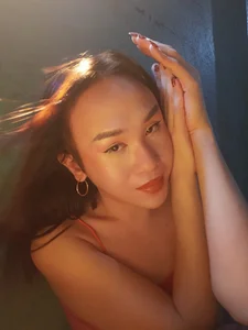 CockzillaHotTS Cute Girl in Pink Poză 3