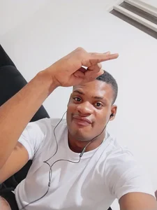 Cesar_113s XXX nøgenfoto 1