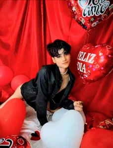 spicy_adonhis With this flow, who needs chocolates? 😉💖 รูป  3