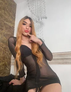 nayshalopestssのsexy girl 😍❤️の 3枚の写真