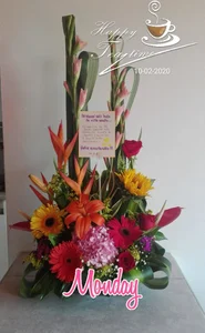 girl-hot903 Public Pic 4