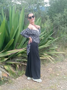 LeanaMaturee Nature is peaceful… but I’m feeling a little wild today 🌿😈 Pic 2