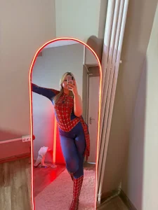 MarryMilow spiderwoman🥵🕸🕷 Billede 2