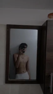 noah_bluex's XXX Nude Photo 1