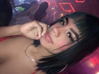 baby_julieta5👅🫦 Bild 3