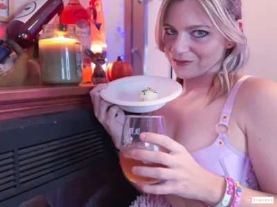 VeronicaFoxxxXO Public Pic 6