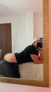 Angel_Montiell Public Pic 4