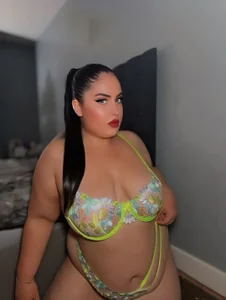 Lingerie pictures 😏😈 de sexychloe93  2 photos