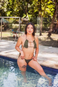 Susy_thomson Public صورة واحدة|Susy_thomson Public صورتان|Susy_thomson Public  5 صور|Susy_thomson Public  5 صورة