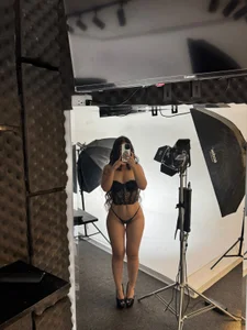 halabi_saha: hot doll ( 2 фото)