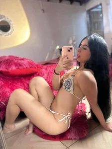 ashley_williamss 🩷🌺💗💮 Pic 3