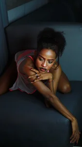 Hilary-banks nerw pics, like it dear Immagine  2