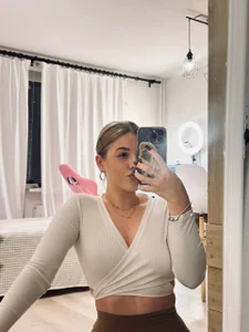 Maya_Rave Public Foto 7