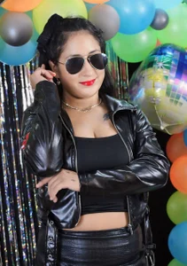 Zoe_pss 😎🎸🎥 Pic 4