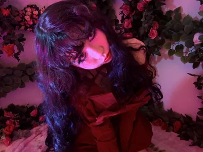 Lord-Misha I’m told I look like Kate Bush Pic 3