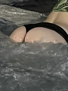 IsaBaileys_: 🌥🌫🔥💧 ( 5 фото)