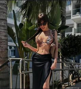 MissControl's XXX Nude Photo 8