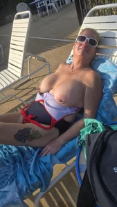 anastasiaxxx72 Fun at the pool Pic 3