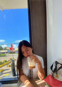 miss_ella28 Public Pic 6