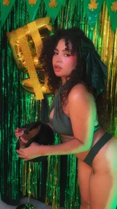 amanda_rios PATRICK'S DAY Pic 4