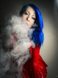 coyemoo LATEX❤️👗SMOKING💨🔥 Poză 2