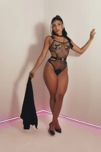 CharlotteCox_ Charlotte's Beauty Immagine  4