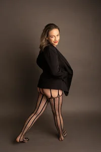 Charlot_milf ATTRACTIVE WOMAN 🥵 Pic 2