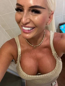 Victoria_SweetXXX's Sziasztok Sex Photo 6