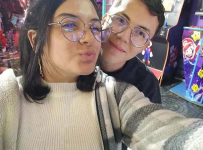 Tina_4_Charlie Public รูป  5