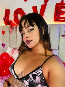 KimVelezz say hello guys Kuva 3