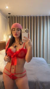 MaddyMay_ Red ❤️  3টি ছবি