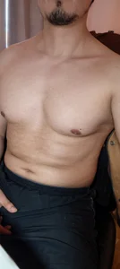 Pectorales de D0MnICK  4 photos