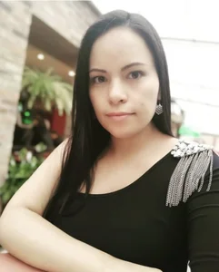 Public de MIA_ROSSEEE  4 Imagens