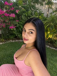 Alana-Nova Tell me you want to see me. Pic