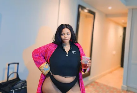 curvybigassqueen Public Foto