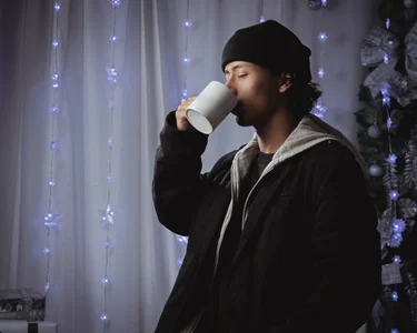 labrinthteasing Christmas 2025 Poză 4