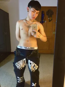 Alex_x_mateo Alex Pic 2