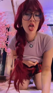 "Come find me daddy and fuck me 😈" de CleoDemon Foto 3