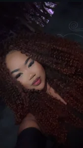 Alma_Dunn Public 사진