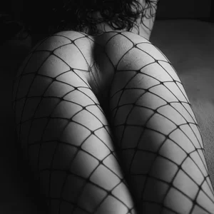 TheHellebora black and white Billede 6