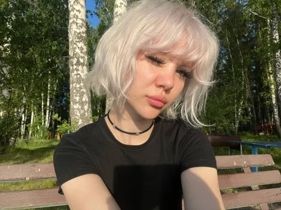 Monro_Doll Public Poză 5