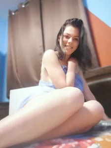 leeya_lee Pretty girl Pic 8